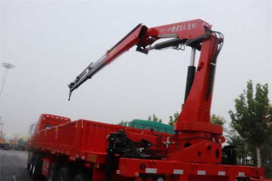 點擊查看詳細信息<br>標題：SQ5S3  5噸折疊臂 閱讀次數(shù)：3057
